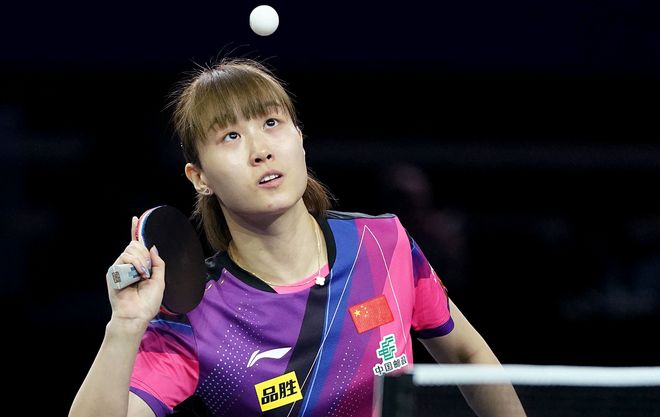 与本泽马 与本泽马