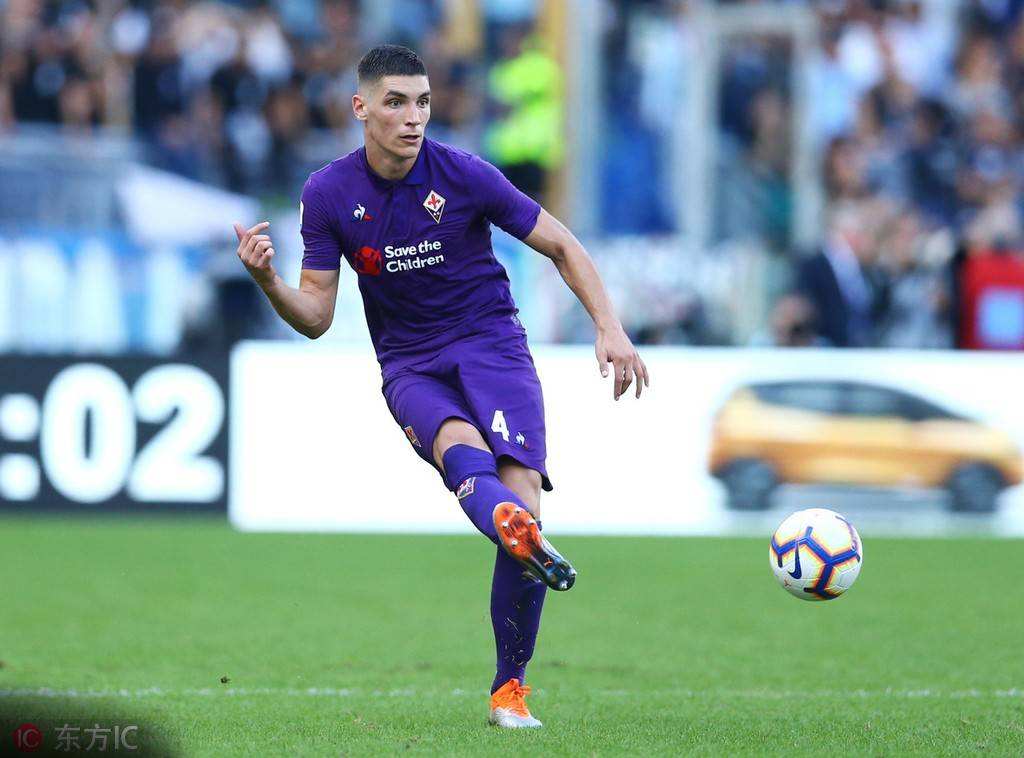 排名中脱颖 排名中脱颖