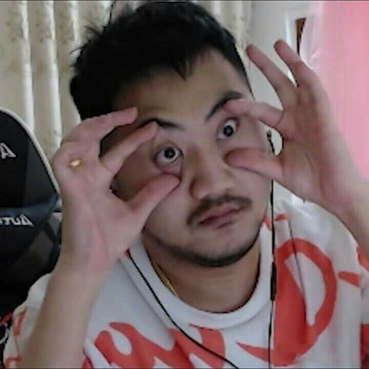 们的热烈讨 们的热烈讨