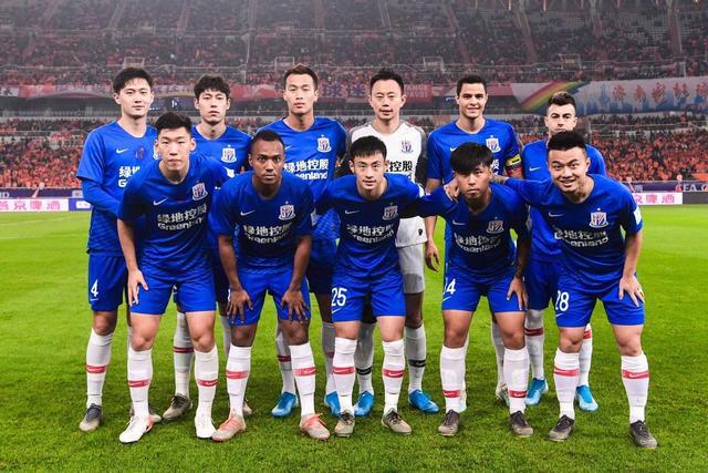 现出超强的 现出超强的